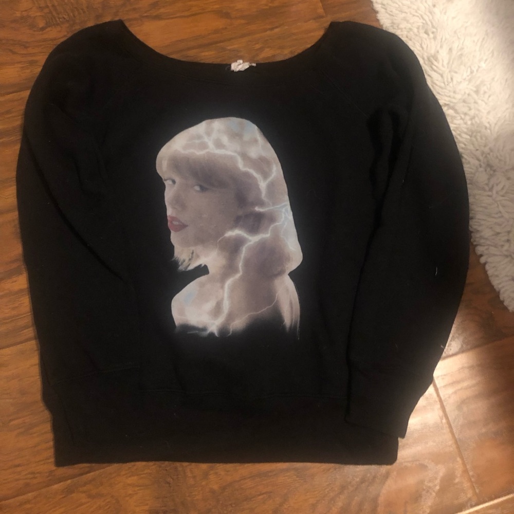 Black long sleeve Taylor Swift shirt